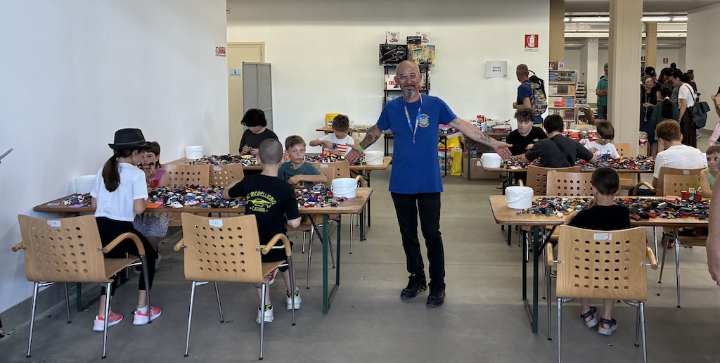 Rising Bricks - laboratorio bambini